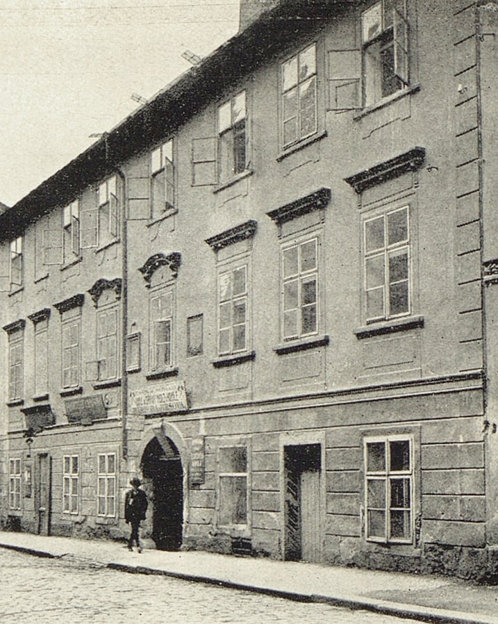 Jeruzalémská 4 historicky